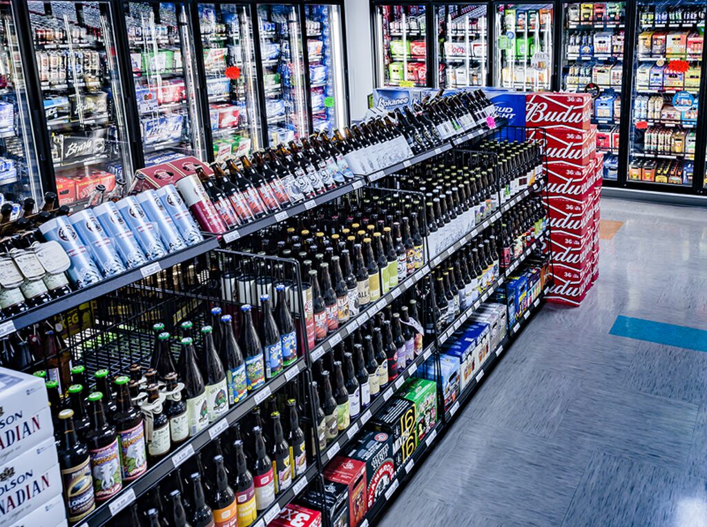 Petris Liquor Store